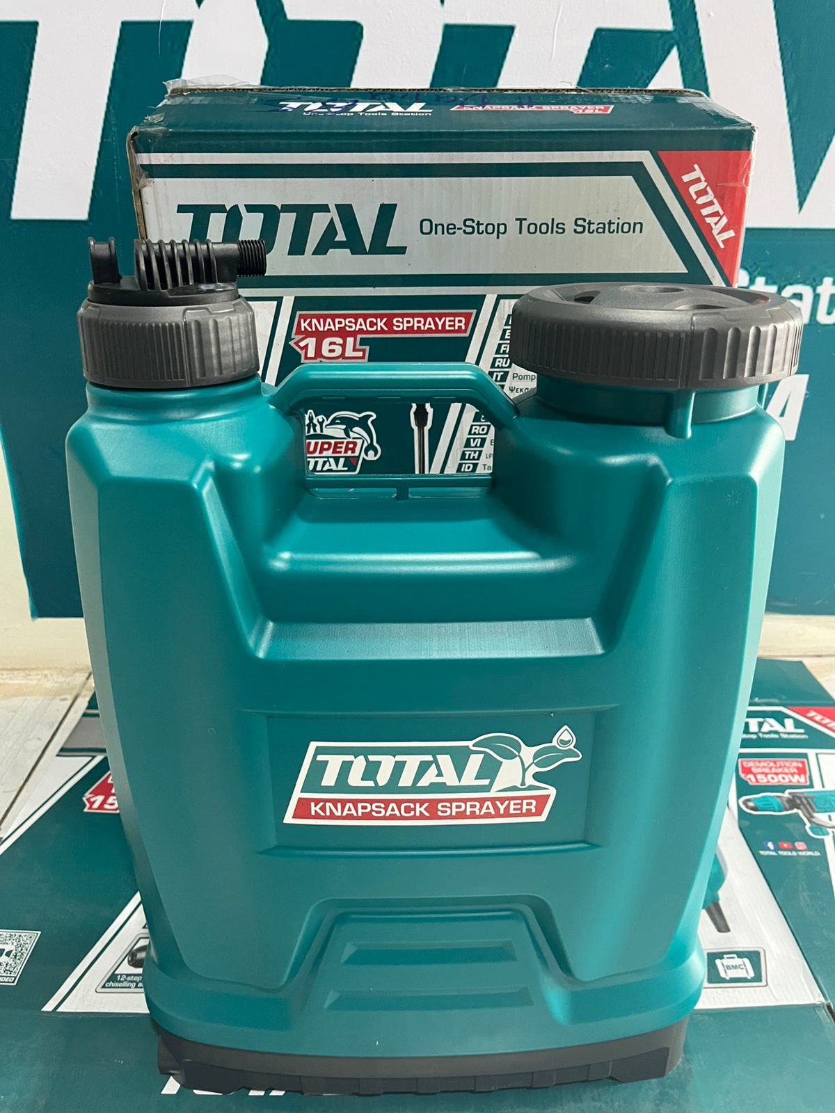 BOMBA PARA FUMIGAR DE 16LT MANUAL THSPP41602